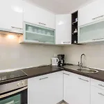 In 15377 Apartman *