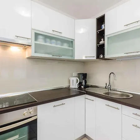 In 15377 Apartment *