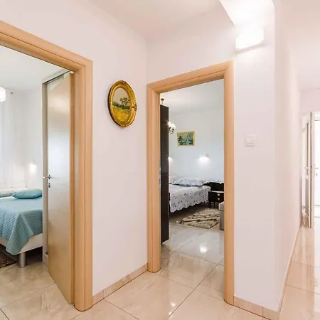 Apartment In 15377 Novi Vinodolski