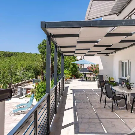 In 15377 Apartmán Novi Vinodolski